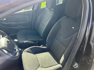 Renault Clio 0.9 TCe Limited picture 16