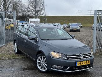 krockskadad bil auto Volkswagen Passat 1.4 TSI Highline edition bluemotion 2013/6