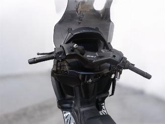 Piaggio  MP3 HPE picture 23