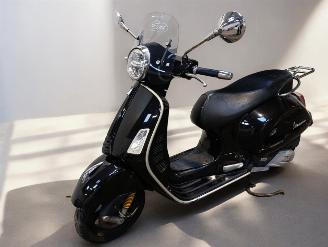 Piaggio  GTS VESPA picture 11