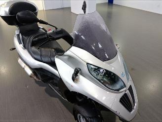 Piaggio  MP3 picture 18