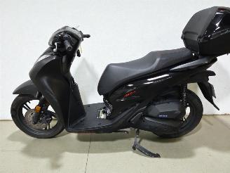 Honda  SH picture 14