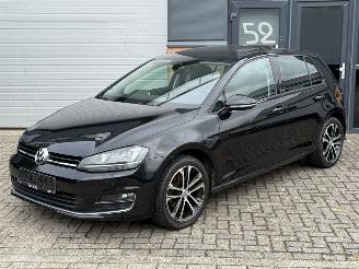  Volkswagen Golf 1.2 TSI Allstar Pano Navi Led Xenon Stoelverw 2017/9