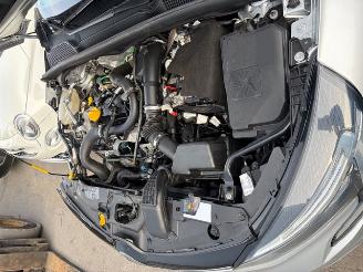 Renault Clio  picture 13