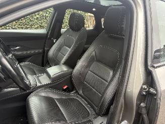 Jaguar E-Pace R-SPORT P250 PK AWD PANORAMA VOLL picture 21