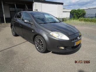 krockskadad bil auto Fiat Bravo 1.4 2010/4