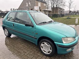 skadebil bedrijf Peugeot 106 XR 1.1 NIEUWSTAAT!!!! VASTE PRIJS! 1350 EURO 1996/1