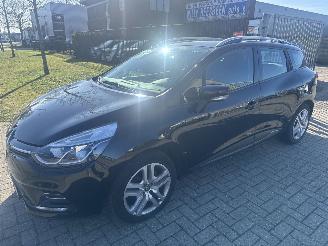 Voiture accidenté Renault Clio 0.9 TCe ZEN  85000 KM SPUITWERK! BOUWJAAR 2017  5999 EURO VAST! 2017/6