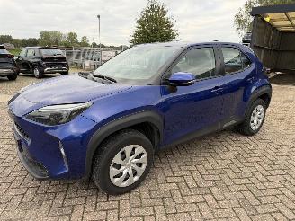 Voiture accidenté Toyota Yaris Cross 1.5-68 Kw Hybride automaat 2023/8