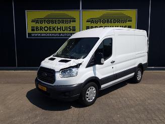 Vaurioauto  commercial vehicles Ford Transit 330 2.0 TDCI L2H2 Trend 2018/2