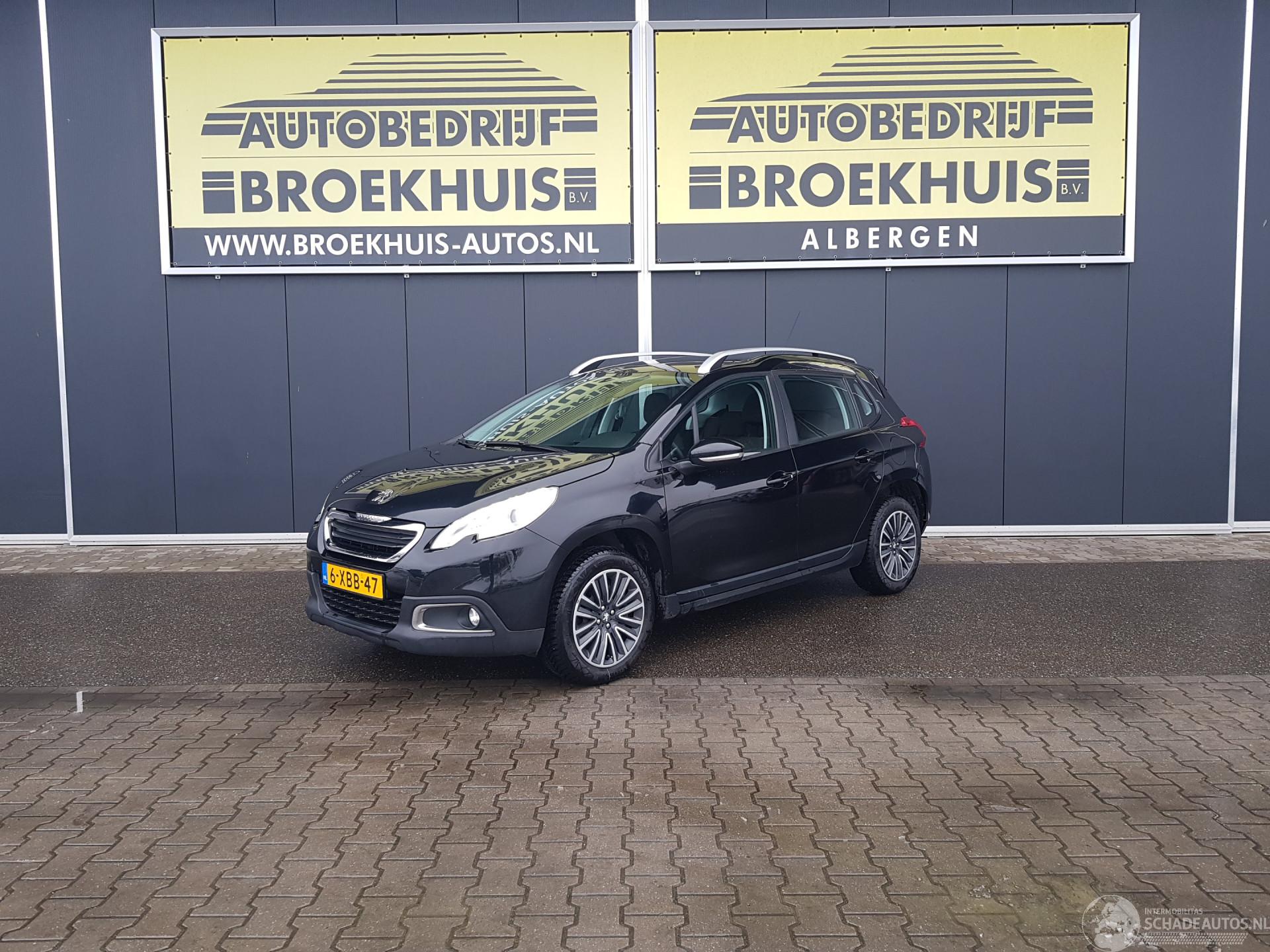 Peugeot 2008 1.2 VTi Active Pack Premium Automatic