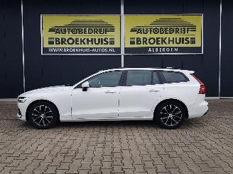 Volvo V-60 2.0 B3 Momentum Advantage picture 2