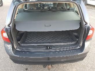 Volvo V-70 2.4D Momentum picture 19