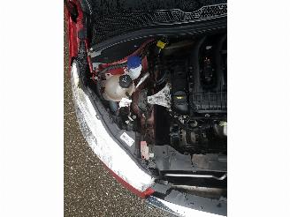 Peugeot 208 1.2 PureTech Signature picture 24