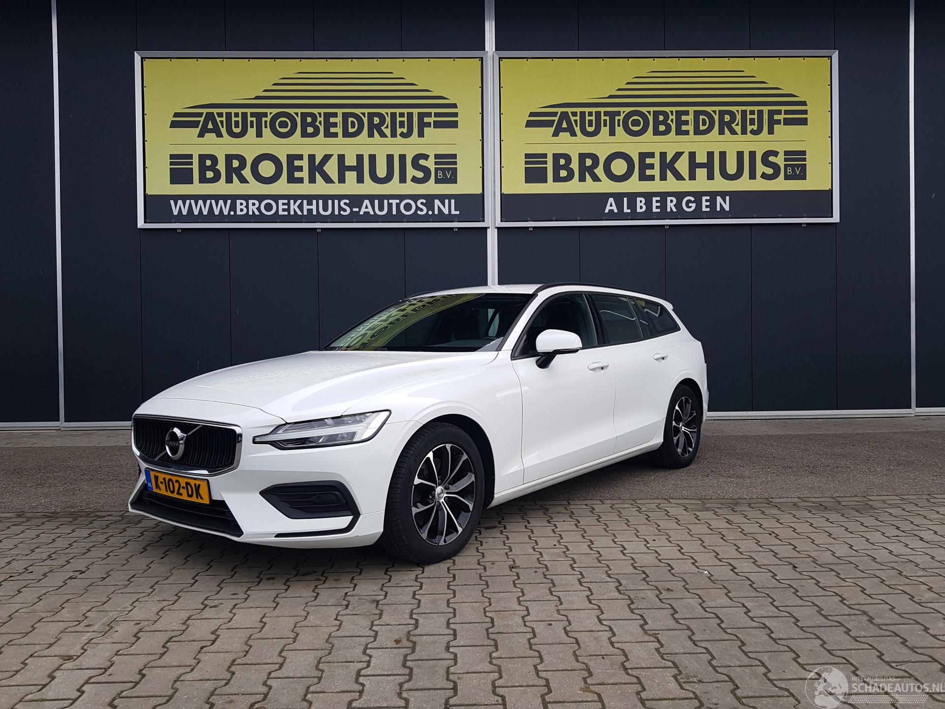 Volvo V-60 2.0 B3 Momentum Advantage