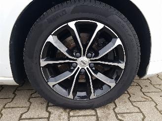 Volvo V-60 2.0 B3 Momentum Advantage picture 22