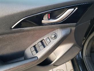 Mazda 3 2.0 SkyActiv-G 120 SkyLease GT picture 24