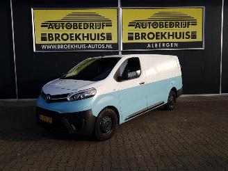 krockskadad bil bedrijf Toyota Proace Worker 2.0 D-4D Cool Comfort Long 2017/7