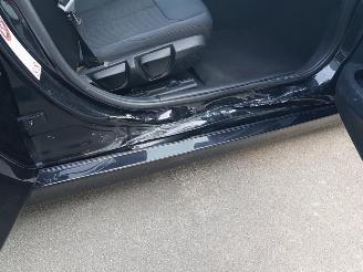 BMW 3-serie 320i Executive picture 12