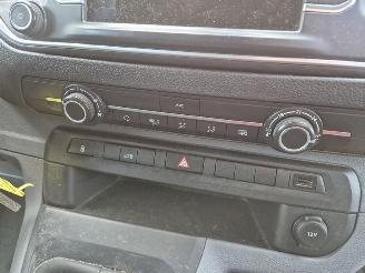 Opel Vivaro 2.0 CDTi picture 10