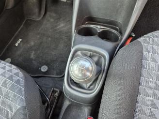 Peugeot 108 1.0 12v picture 9