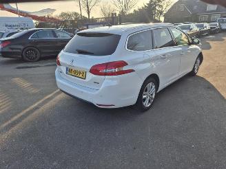 Coche accidentado Peugeot 308 SW 1.2 12v 2017/2