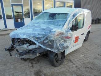 krockskadad bil bedrijf Volkswagen Caddy Caddy Cargo V (SBA/SBH), Van, 2020 2.0 TDI BlueMotionTechnology 2022/1