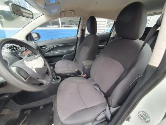 Mitsubishi Space-star 1.0 Cool+ picture 14