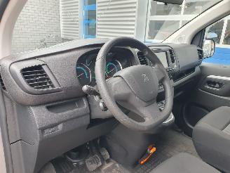 Peugeot e-Expert 100KW Dubbel Cabine picture 12