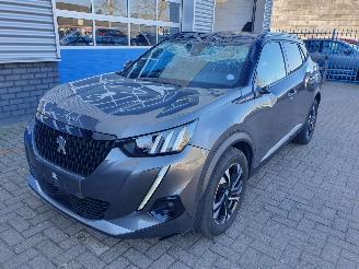 Schadeauto Peugeot 2008 1.2 GT-Line Automaat 2020/5