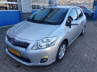 Voiture accidenté Toyota Auris 1.8 Full Hybrid Aspiration 2011/4