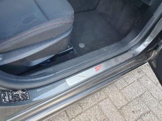 Ford  Focus Wagon1.5 EcoBlue ST Line Business picture 14