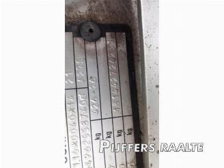 Volvo V-70 V70 (SW), Combi, 1999 / 2008 2.4 20V 140 picture 15