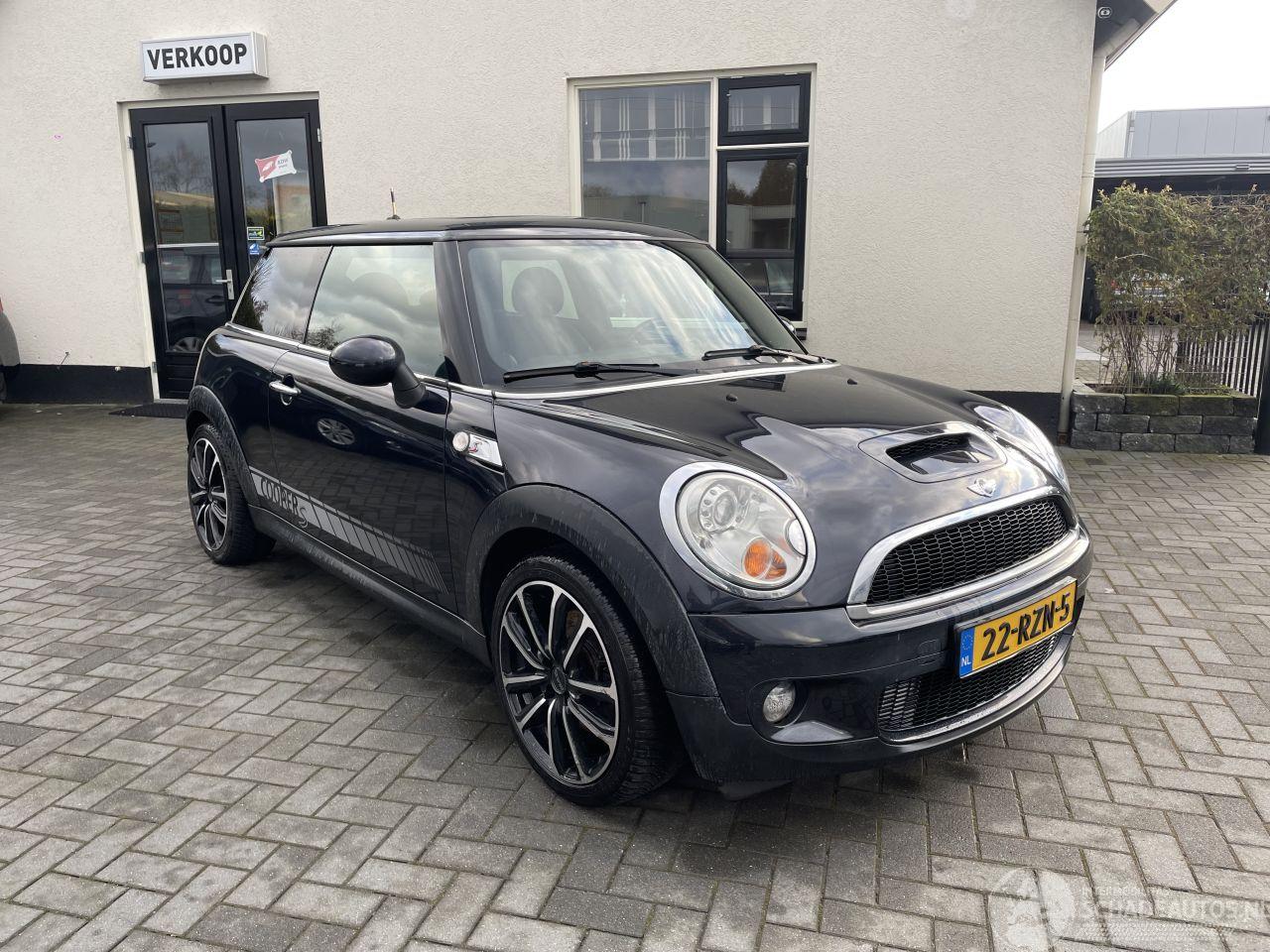 Mini Mini COOPER S 174 PK