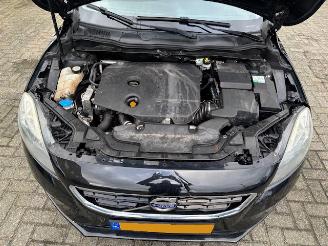 Volvo V-40 1.6 D2 Kinetic picture 8