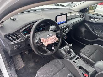 Ford Focus 1.5 Diesel Connected picture 10