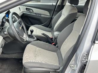 Chevrolet Cruze 1.8 LT picture 10