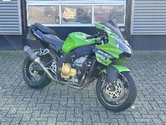 krockskadad bil motor Kawasaki Ninja ZX - 9R  2000/6