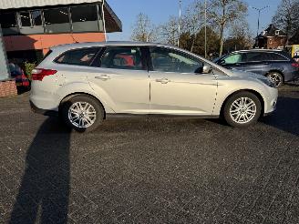Ford Focus 1.6 EcoBoost Lease Titanium picture 6