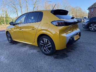 Peugeot 208 1.2 PureTech Allure (Hatchback 5-dr.) picture 3