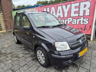 Vaurioauto  passenger cars Fiat Panda 1.2 dynamic 2005/3