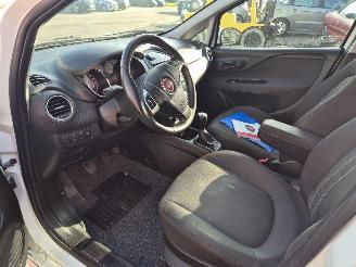 Fiat Punto 1.3 m-jet pop AIRCO picture 8