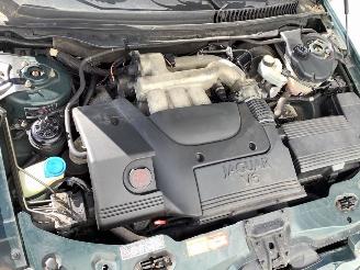 Jaguar X-type 2.5 V6 picture 20