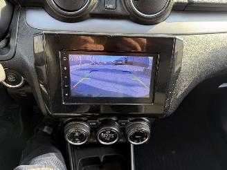 Suzuki Swift 1.2 Style Smart Hybrid picture 18