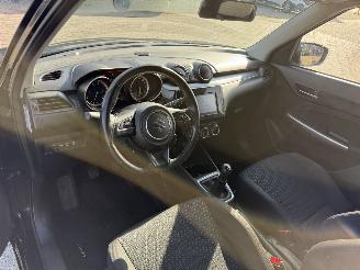 Suzuki Swift 1.2 Style Smart Hybrid picture 12