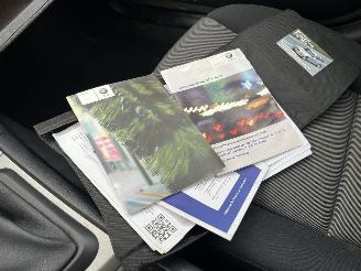 BMW 1-serie 118i AUTOM High Executive picture 19