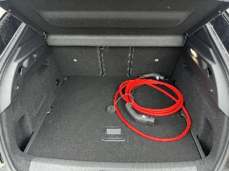 Peugeot e-3008 Allure Avantage 210 73 kWh picture 10