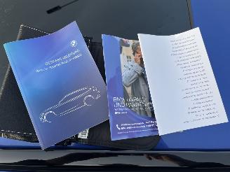 BMW 3-serie 330e M xDrive pano picture 24