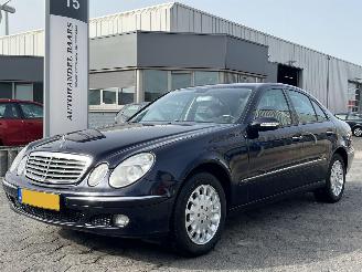 skadebil auto Mercedes E-klasse 280 Classic 2005/1