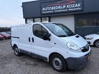  Opel Vivaro 2.5 CDTI AIRCO NIEUWE APK MARGE 3-pers. 2009/7